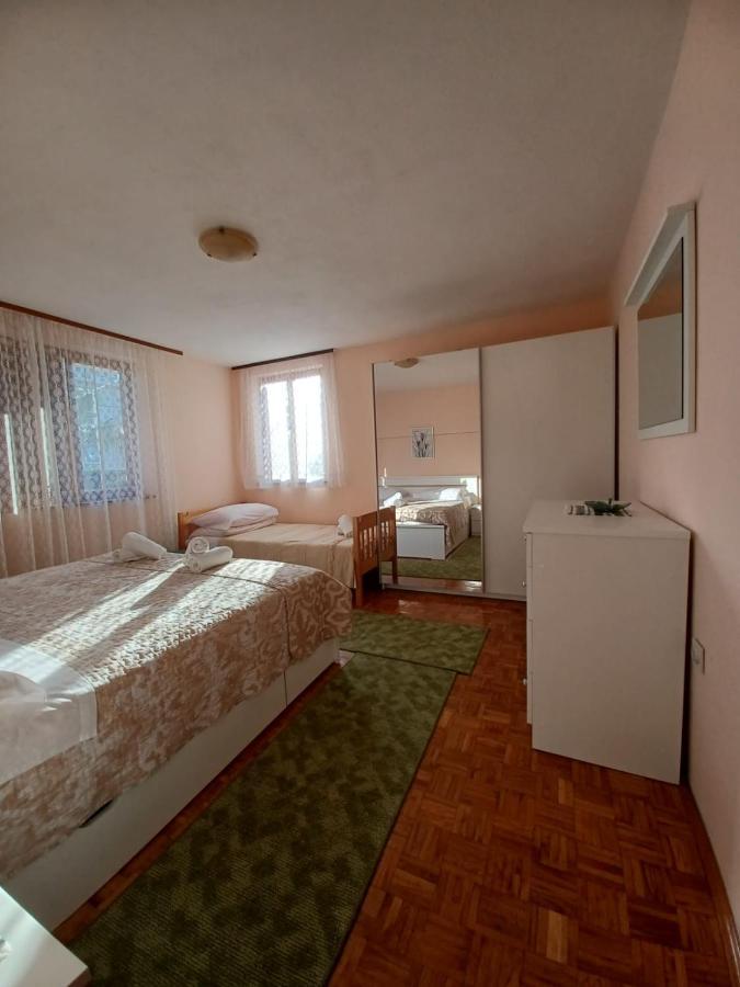 Apartments Simona Crikvenica Exterior photo